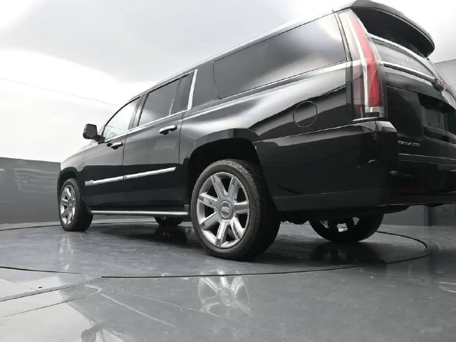 Used 2020 Black Cadillac Premium image 36
