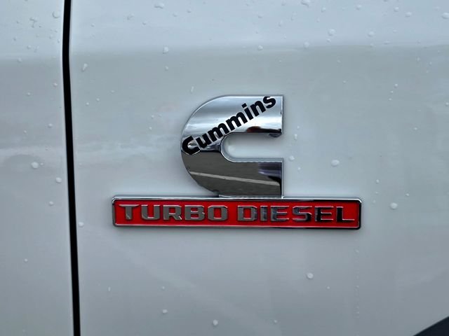 New 2026 Bright White Clear-Coat Exterior Paint RAM Tradesman image 24