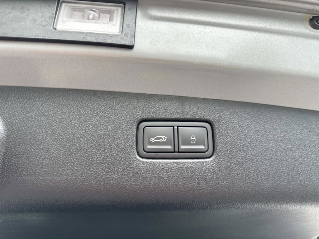 New 2026 Silver Genesis 3.5T SPORT PRESTIGE image 24