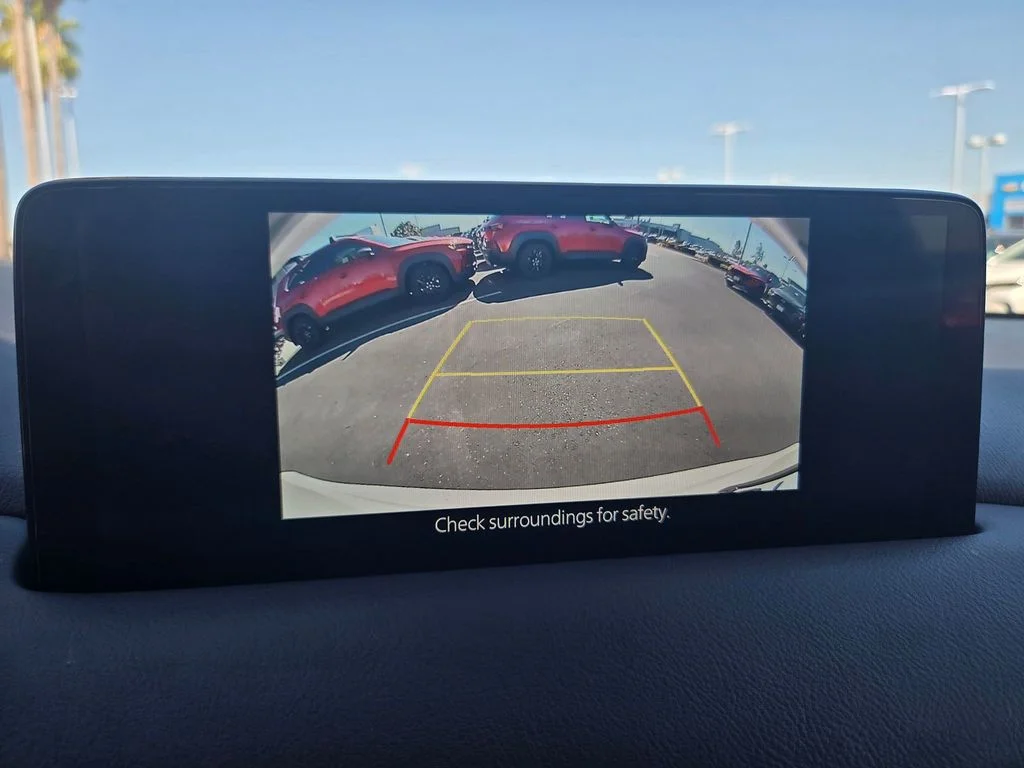 Certified Used 2025 White Metallic Mazda 2.5 S Select Package image 10