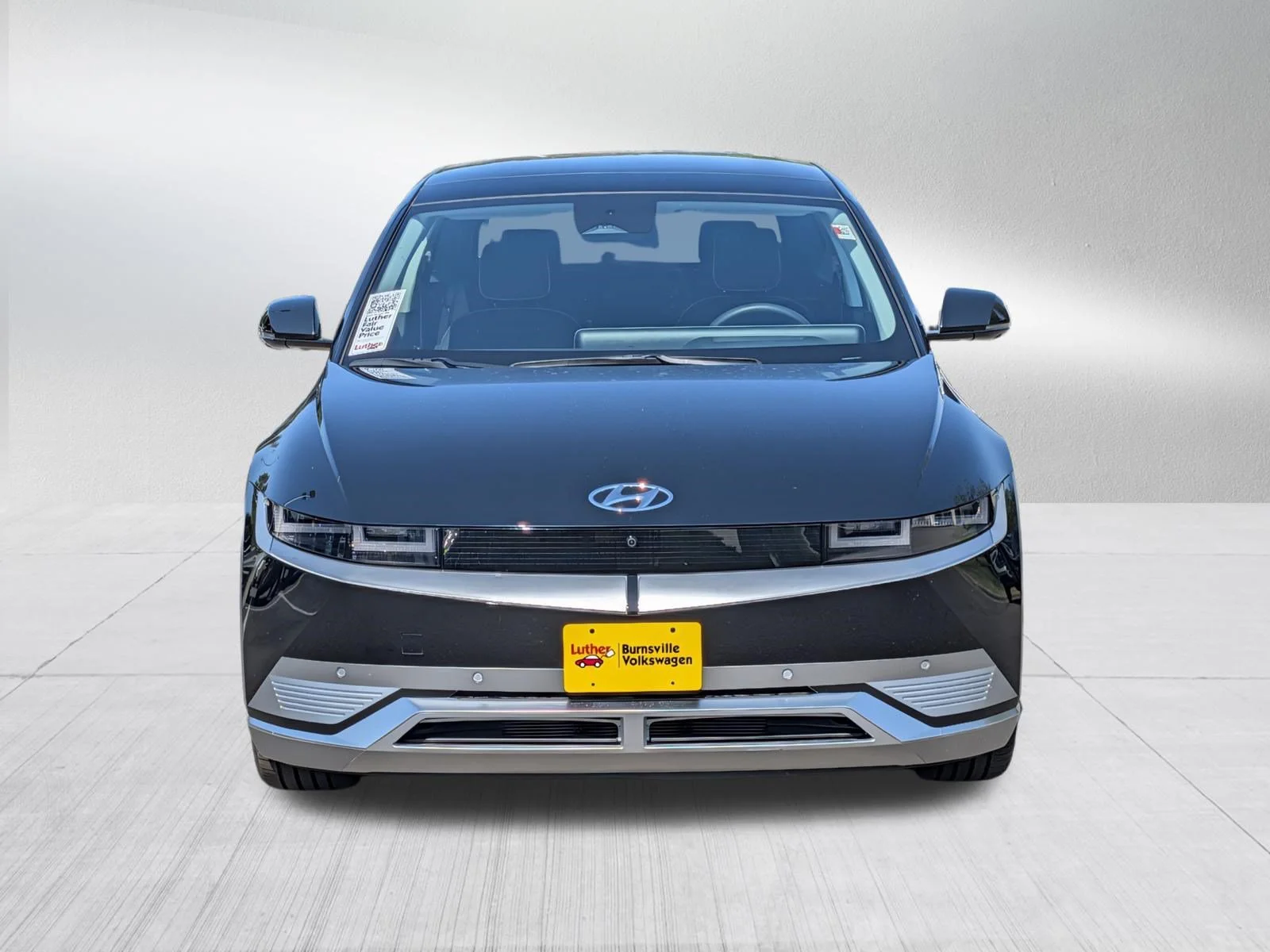 Used 2024 Hyundai IONIQ 5 Limited with VIN KM8KRDDFXRU245393 for sale in Burnsville, MN