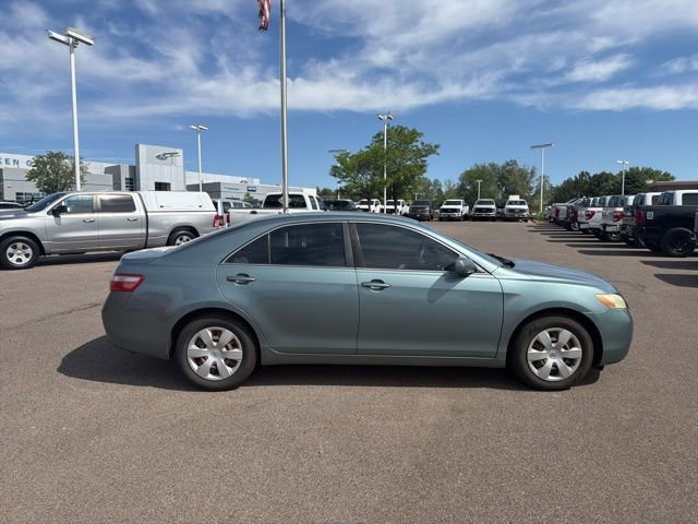 Used 2009 Green Toyota LE image 6