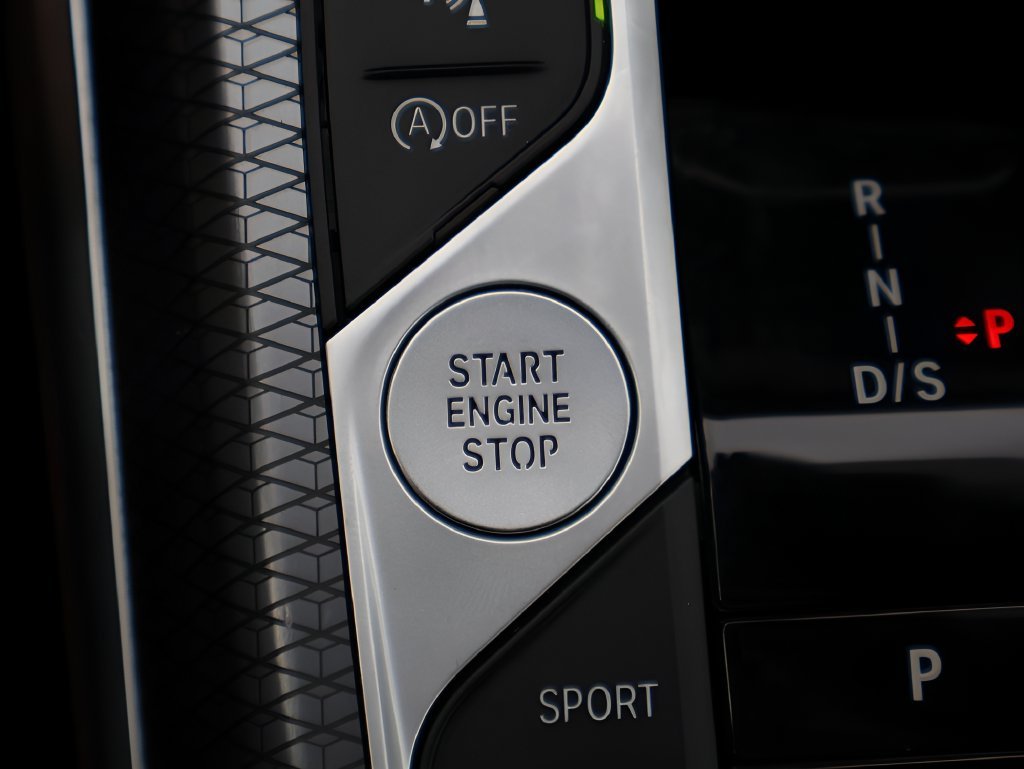 Used 2027 Brooklyn Grey Metallic BMW M440i xDrive image 32
