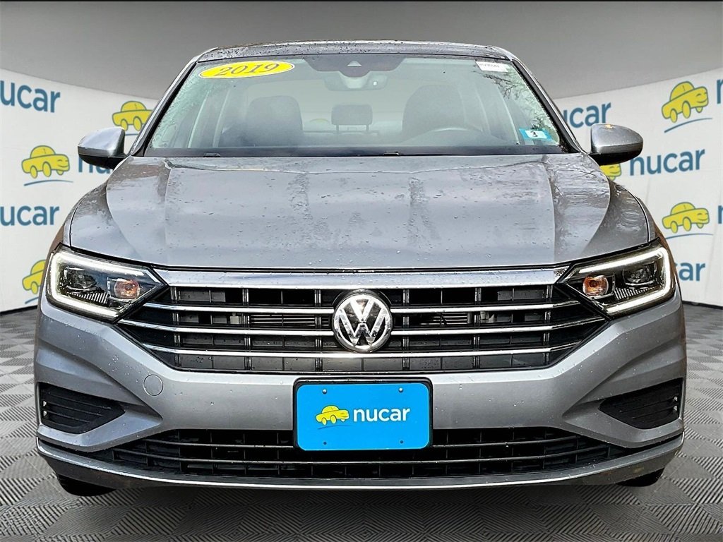 2019 Volkswagen Jetta SEL photo 2