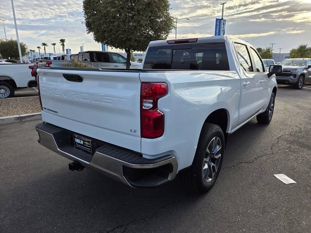 New 2026 Summit White Chevrolet LT image 4