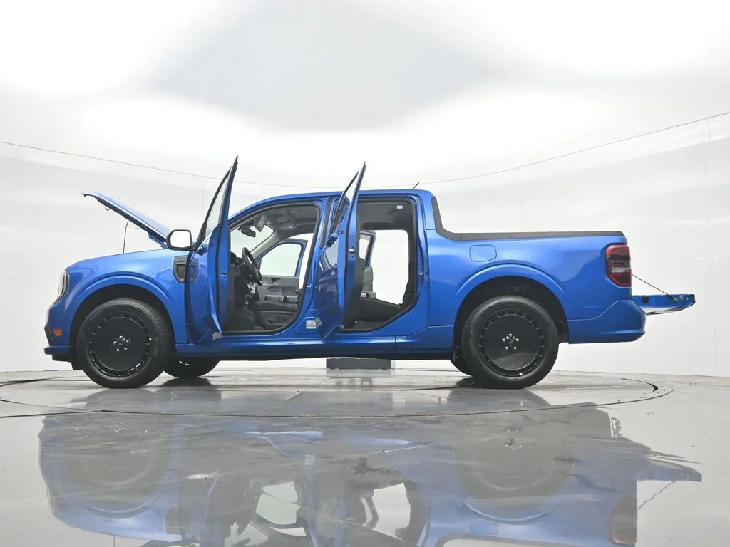 New 2026 Velocity Blue Ford Lobo™ image 53
