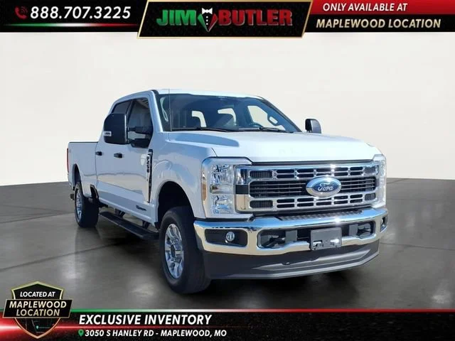 Used 2024  Ford XL image 6