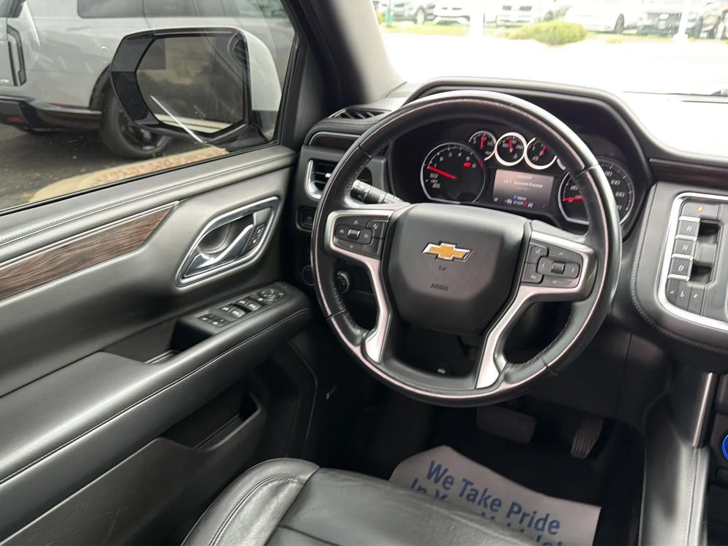 Used 2021 Summit White Chevrolet LT image 23