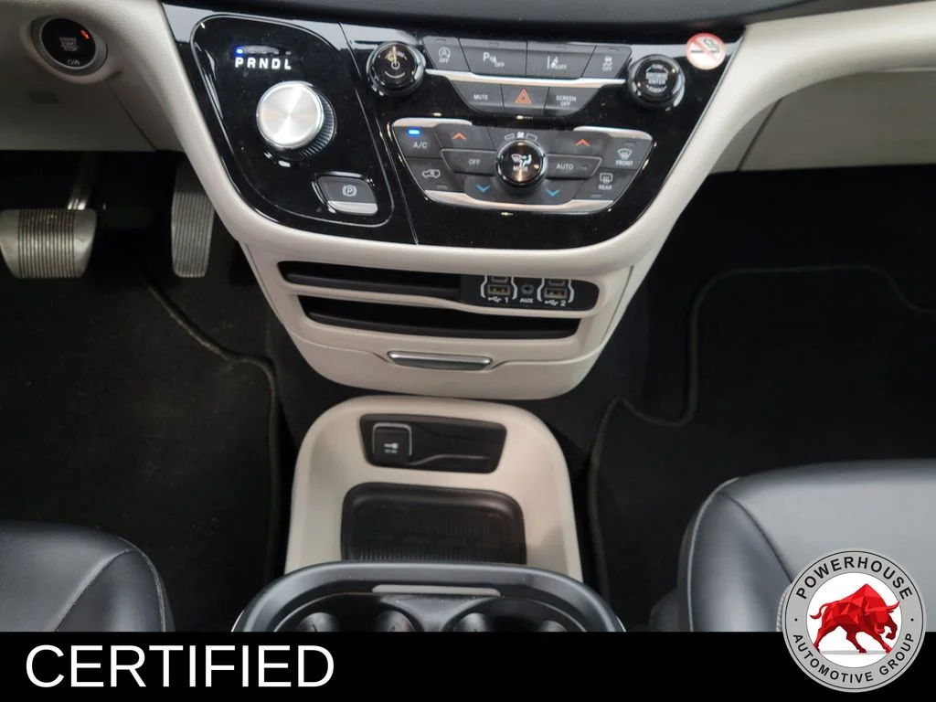 Used 2023 Blue Chrysler Touring L image 24