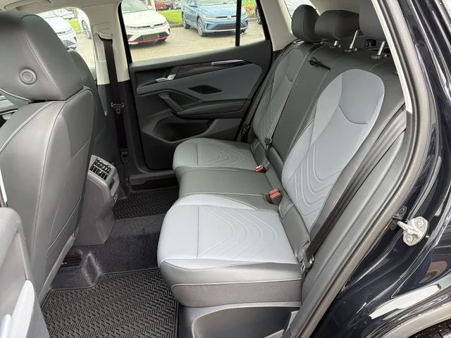 New 2026 Black Volkswagen 2.0T SE image 23