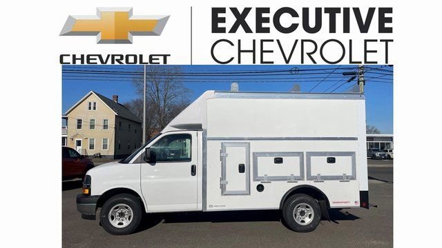 2025 Chevrolet Express Cutaway