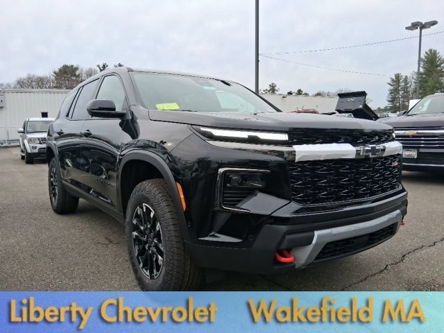 New 2026 Mosaic Black Metallic Chevrolet Z71 image 2