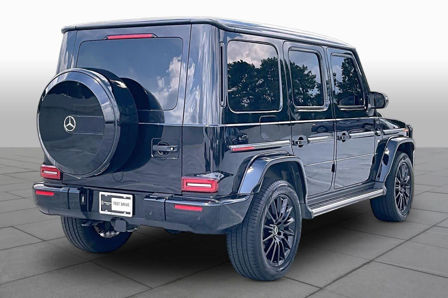 Used 2019 Obsidian Black Metallic Mercedes-Benz G 550 image 12