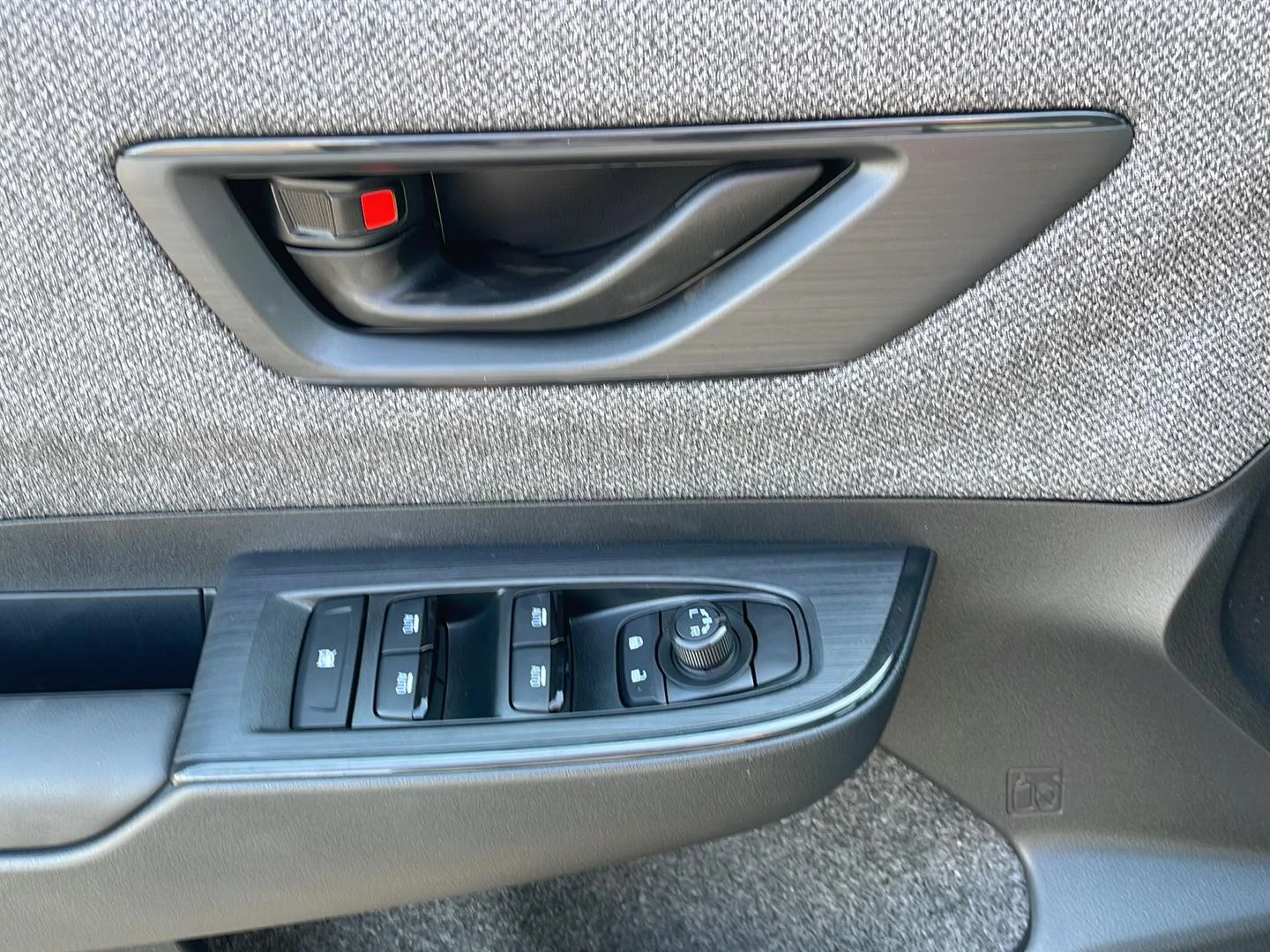 New 2026 Ice Silver Metallic SUBARU PREMIUM AWD image 11