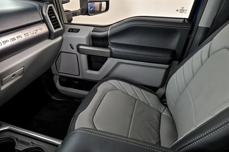 Used 2022 Atlas Blue Ford XL image 38