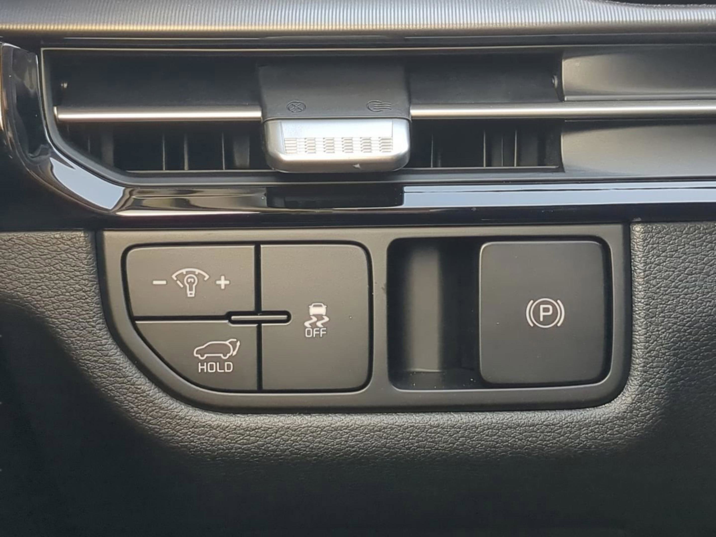New 2026 Wolf Gray Kia EX image 23