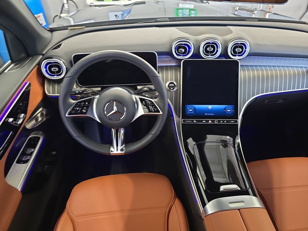 Certified Used 2026 Black Mercedes-Benz GLC 300 image 20