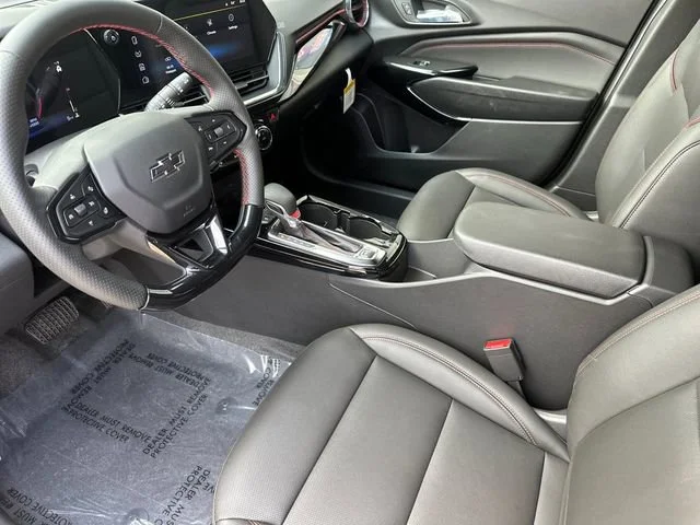 2026 Chevrolet Trax RS - Photo 10