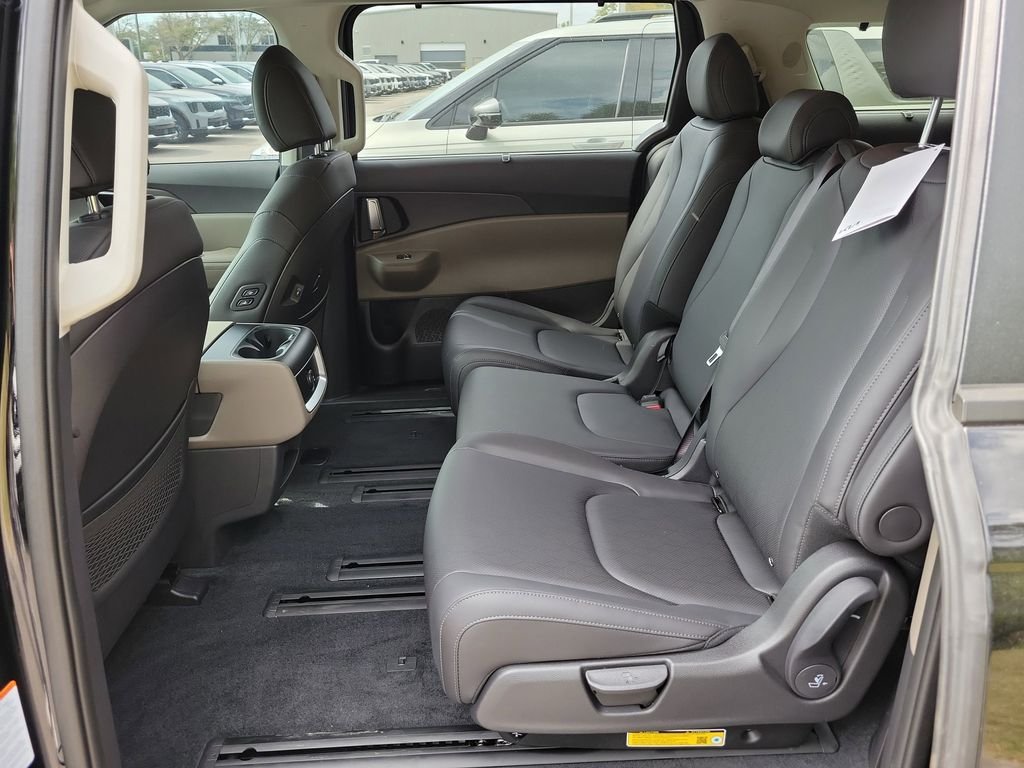 New 2026 Aurora Black Pearl Kia EX image 16