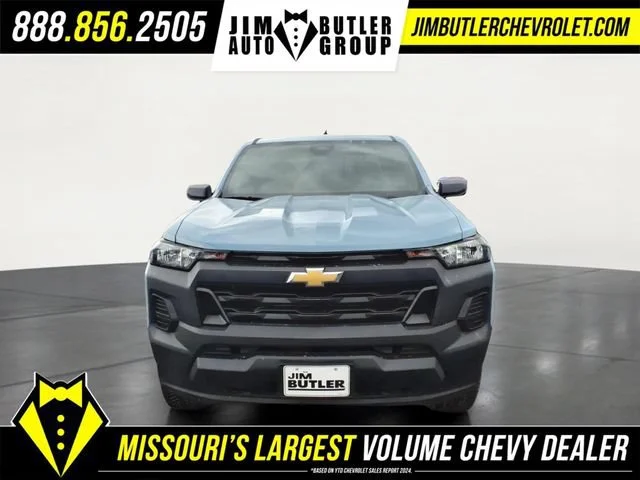 New 2026 Snowdrift Metallic Chevrolet WT image 19