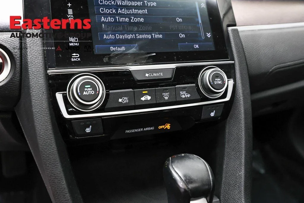Used 2017 Blue Honda Touring image 18