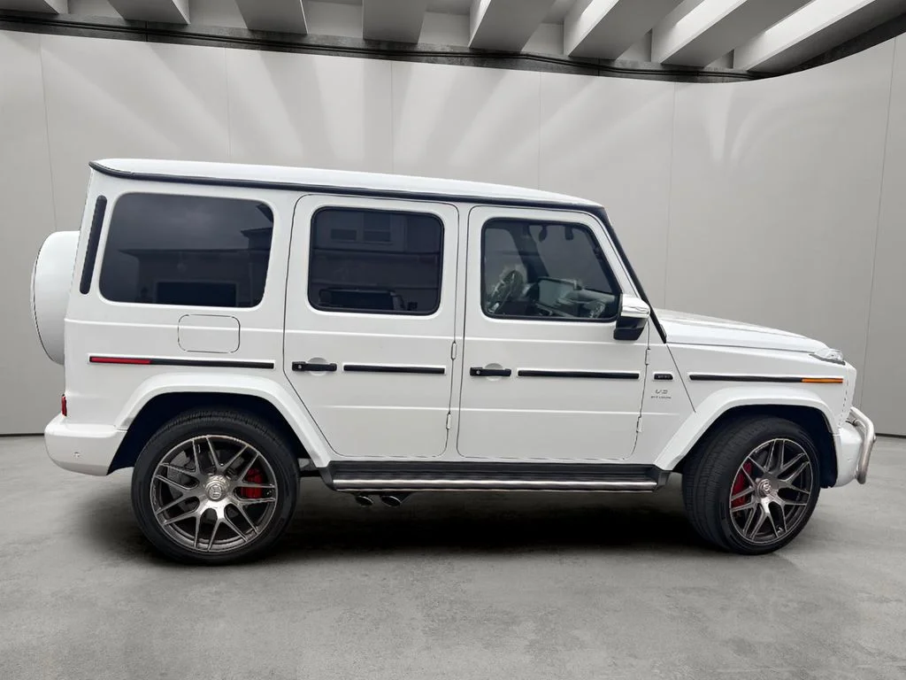 Used 2022 MANUFAKTUR Moonlight White Metallic Mercedes-Benz G63 AMG® image 7