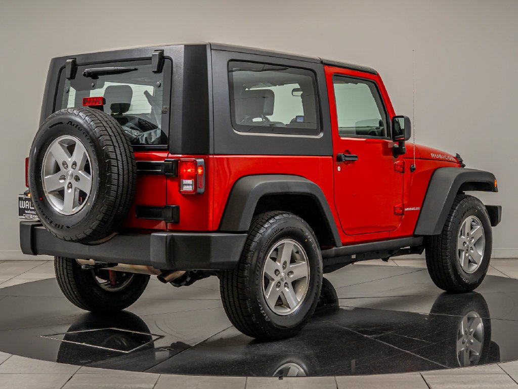 Used 2008 Flame Red Clearcoat Jeep Rubicon image 10