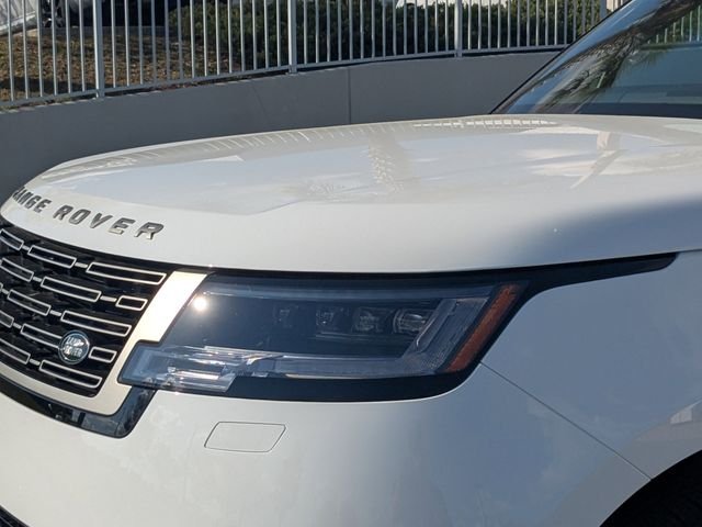 New 2026 Fuji White Land Rover SE image 10