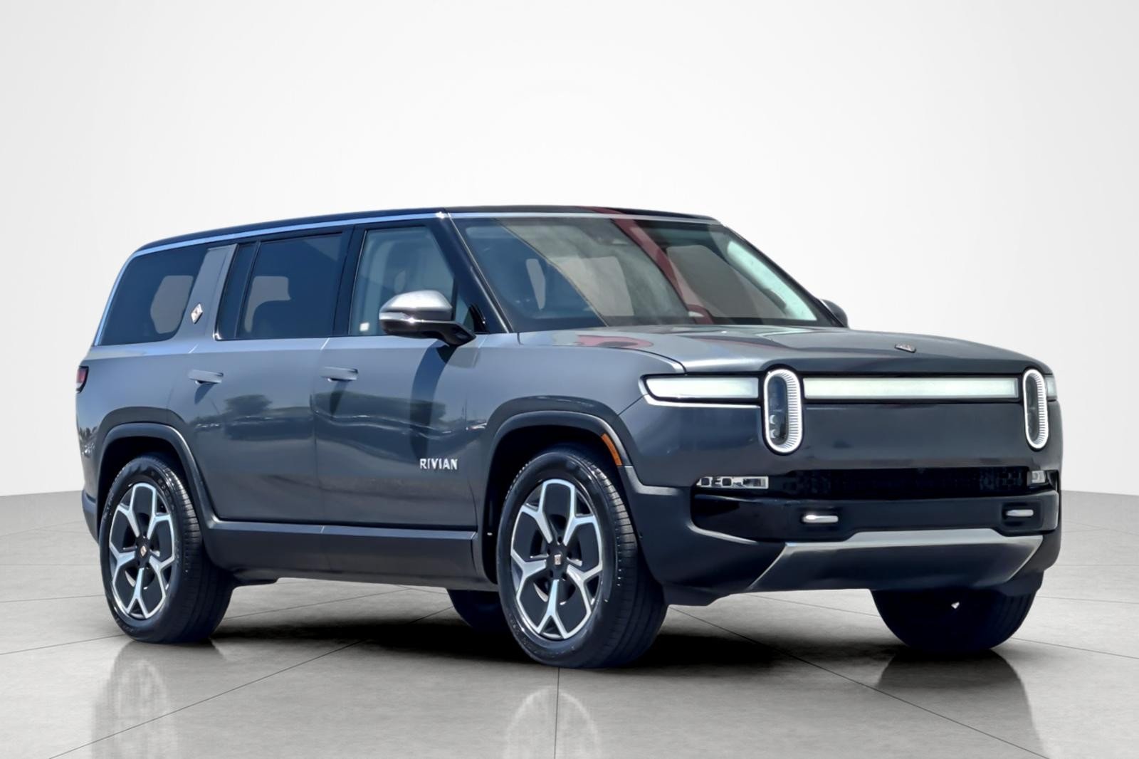 Used 2024 GRAY Rivian Adventure image 7
