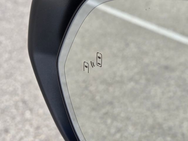 2026 Lexus RZ Base - Photo 17