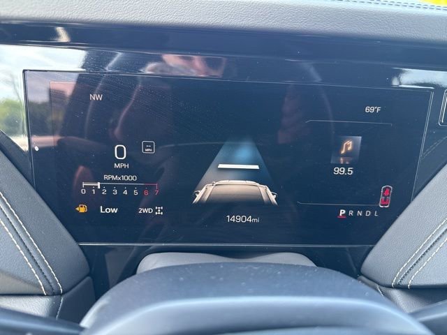 Used 2025 Onyx Black GMC Elevation image 29
