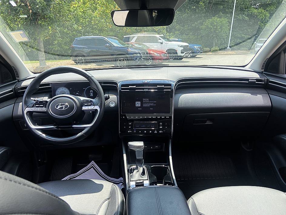Used 2024 Black Pearl Hyundai SEL image 16