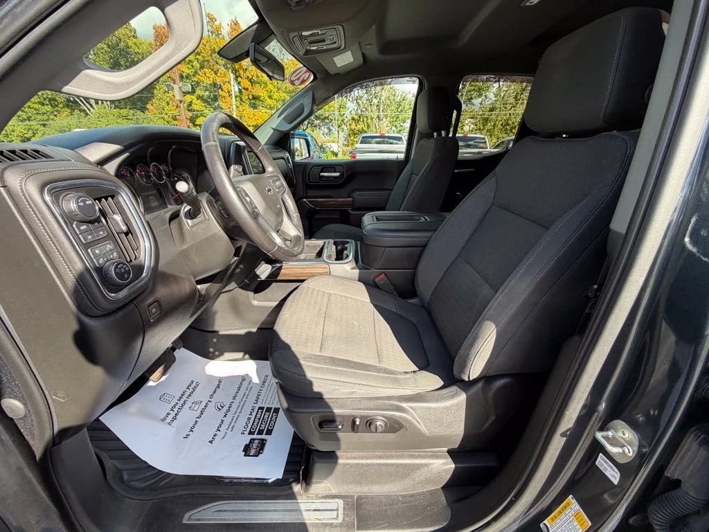 Used 2020 Gray Chevrolet RST image 10