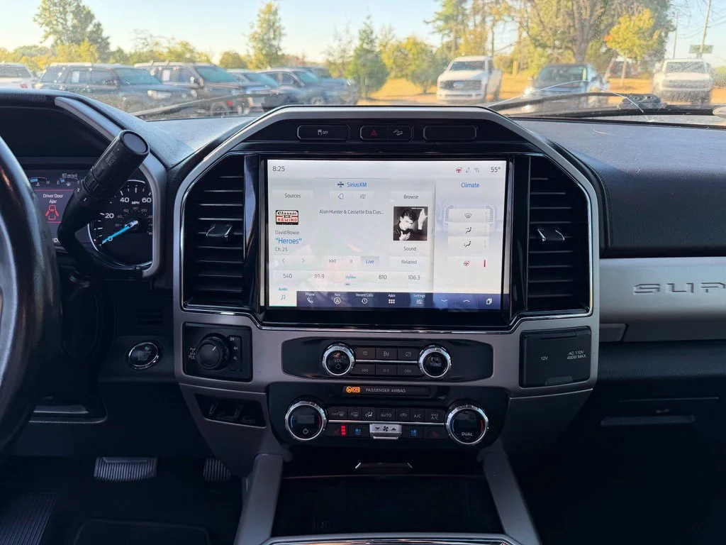 Used 2022 Black Ford Lariat image 28