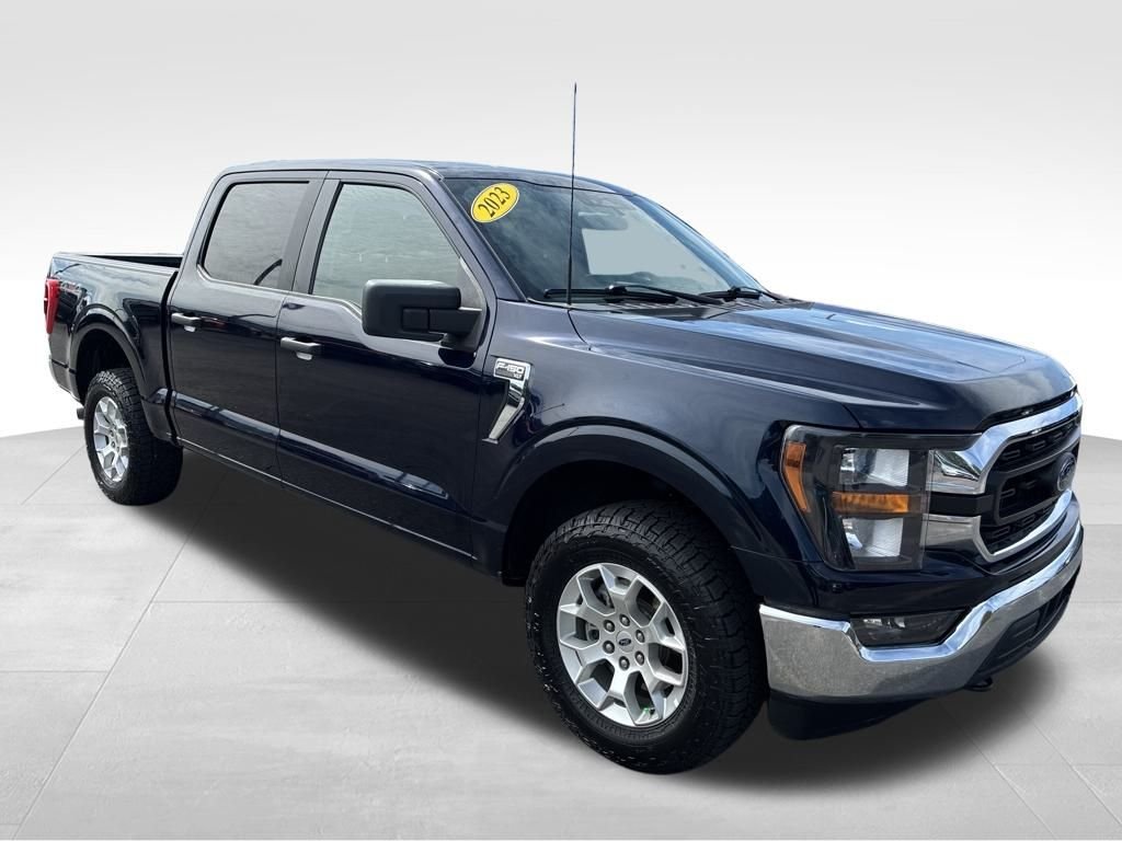 Used 2023 Blue Ford XLT image 8