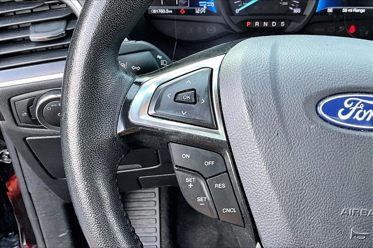 Used 2024 Black Ford SEL image 27