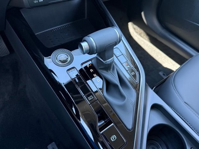 New 2026 Snow White Pearl Kia EX image 31
