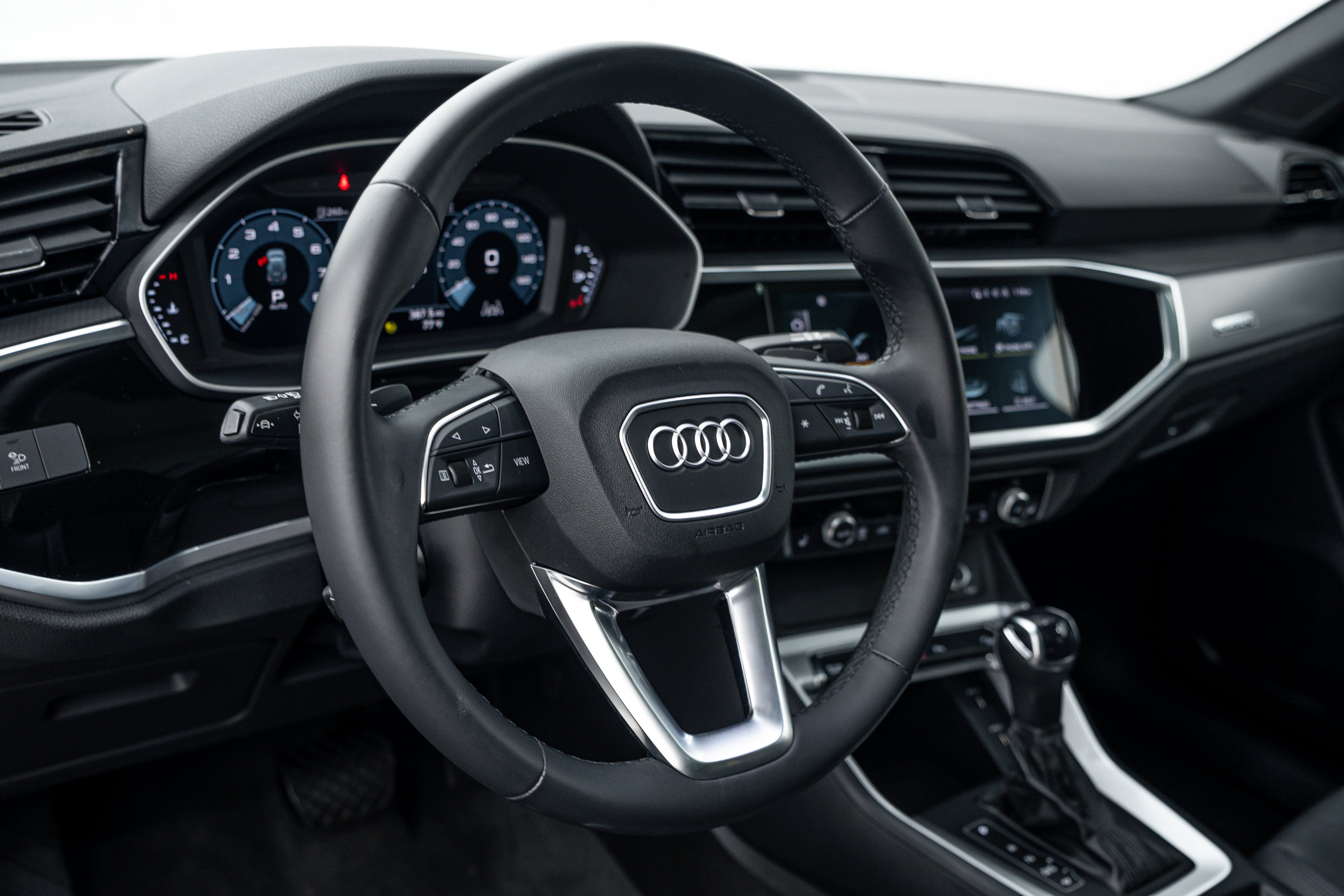 Certified Used 2023 Ibis White Audi S line Premium image 9