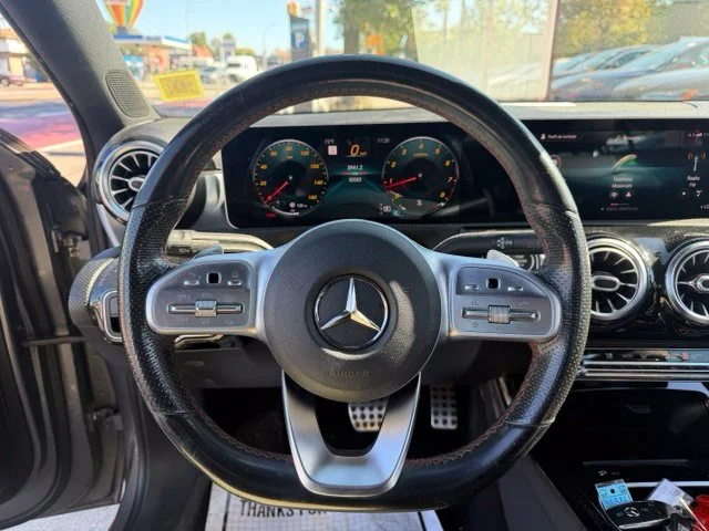 Used 2019 Gray Mercedes-Benz A 220 image 13