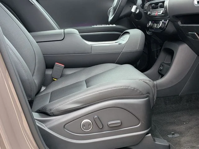 New 2026 Brown Hyundai Limited image 25