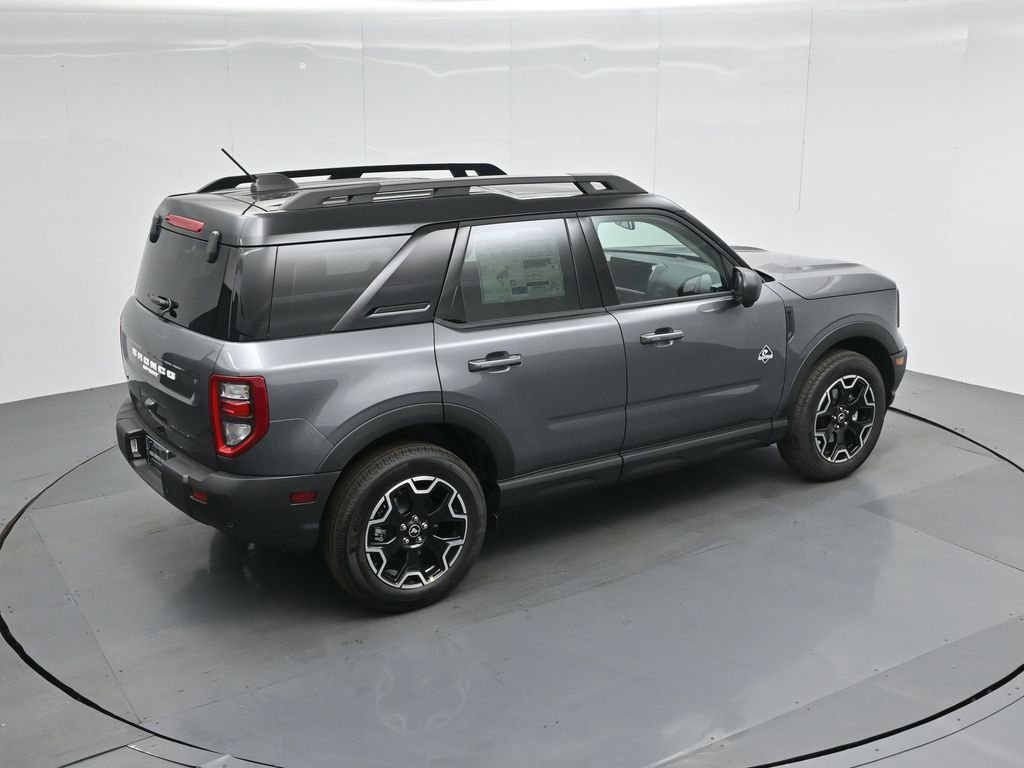 New 2025 Carbonized Gray Metallic Ford Outer Banks image 44
