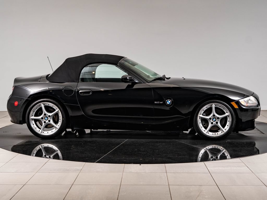 Used 2006 Jet Black BMW 3.0si image 12