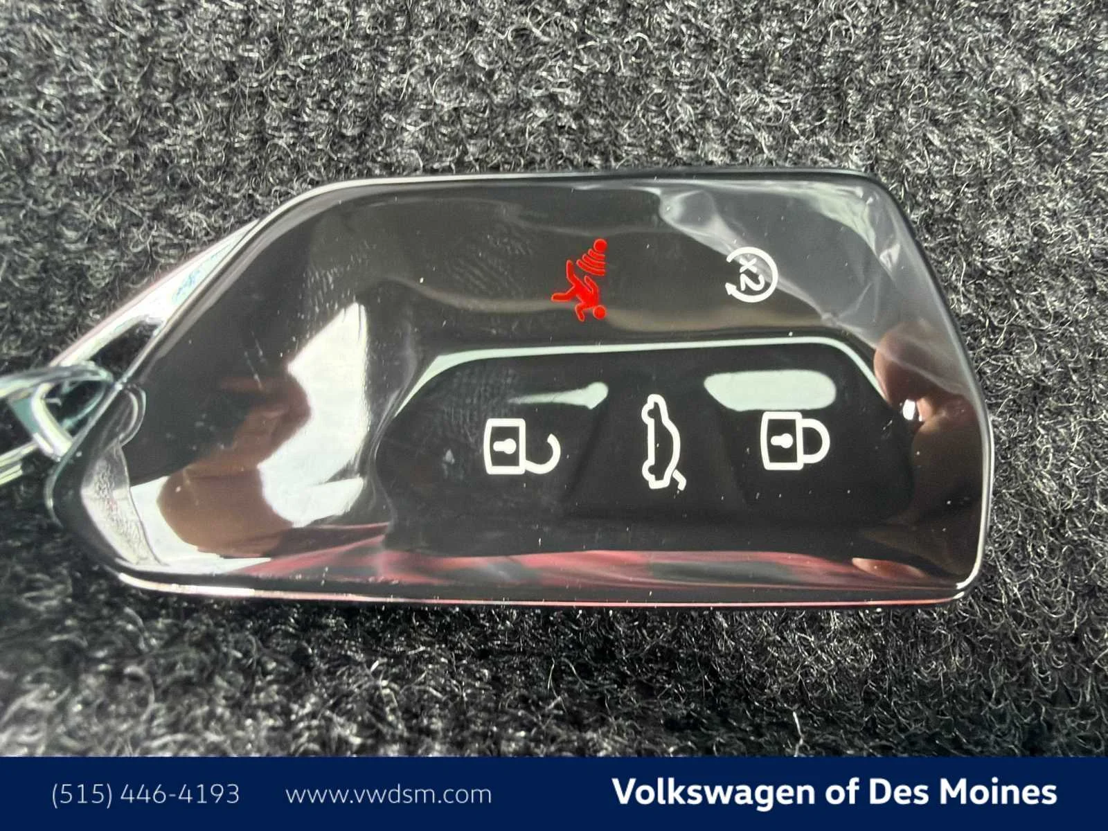 New 2026 Pure Gray Volkswagen 2.0T SE w/Technology image 21