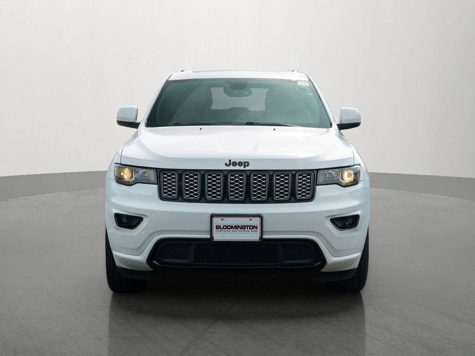 Used 2019 Bright White Clearcoat Jeep Altitude image 2