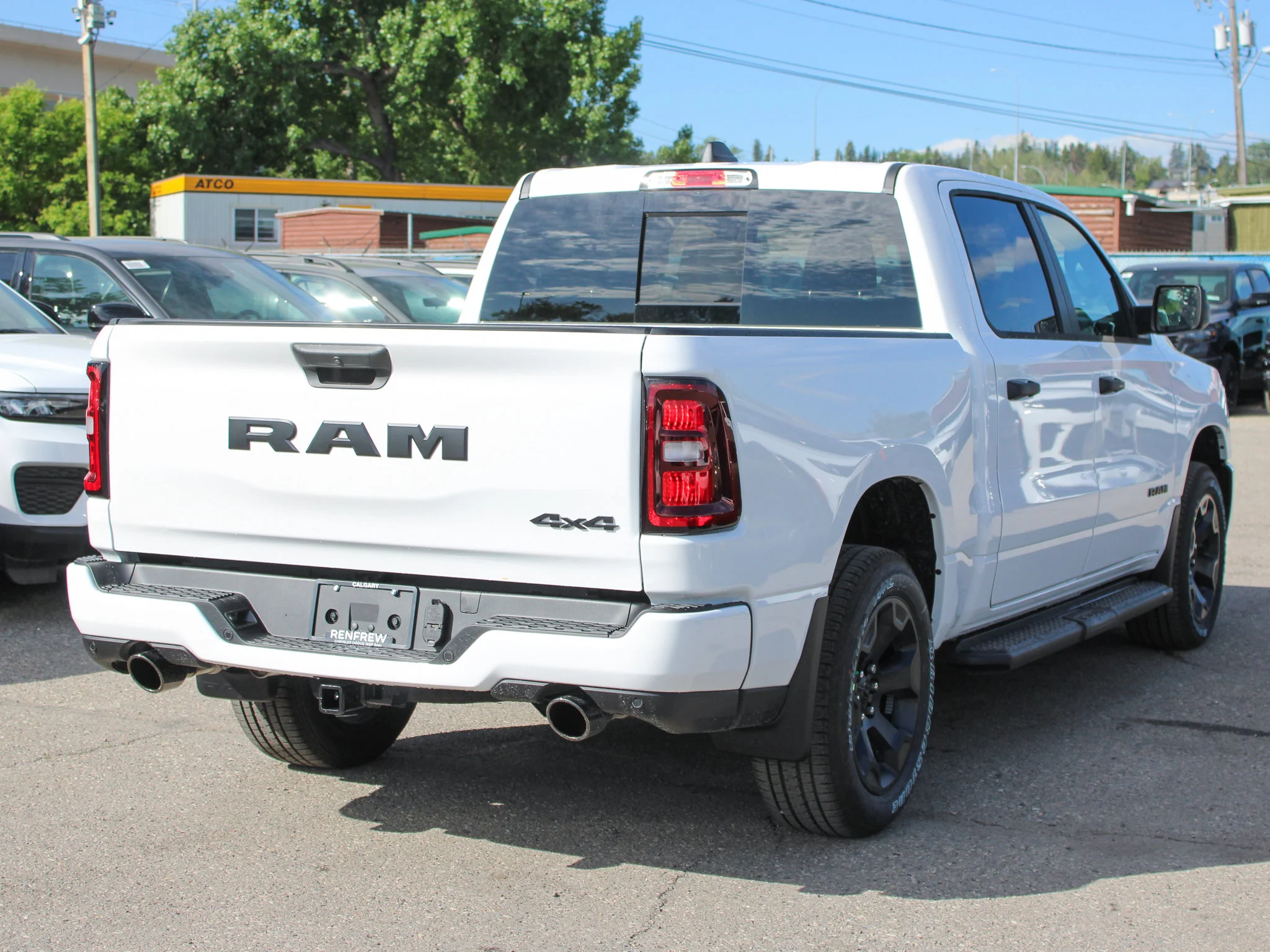 New 2026 White RAM Express* image 5