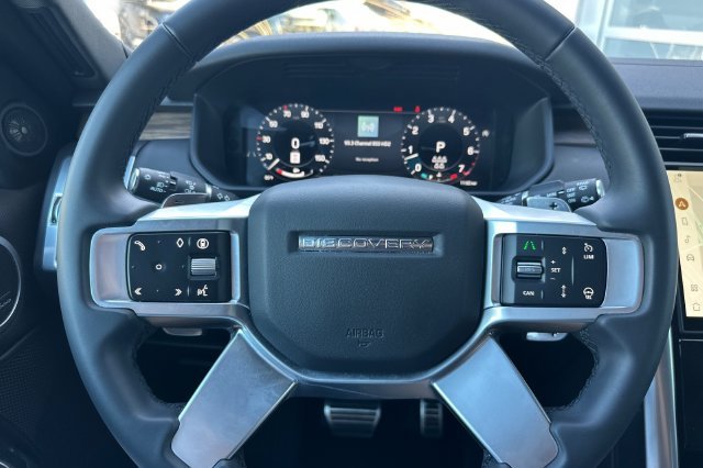 Certified Used 2025 Black Land Rover Dynamic SE image 22