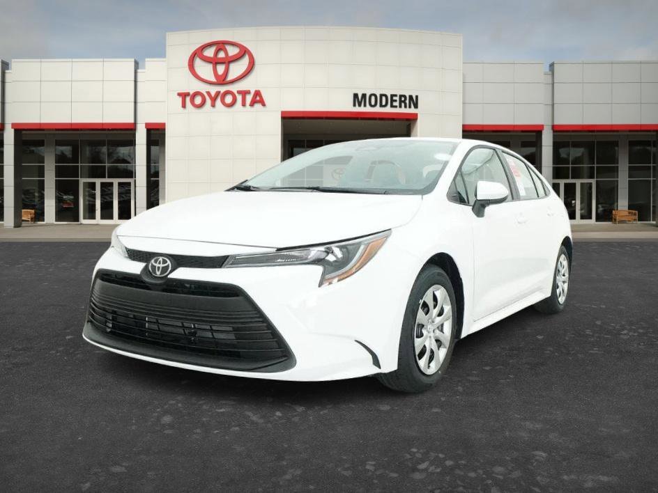 New 2026 Ice Cap Toyota LE image 15