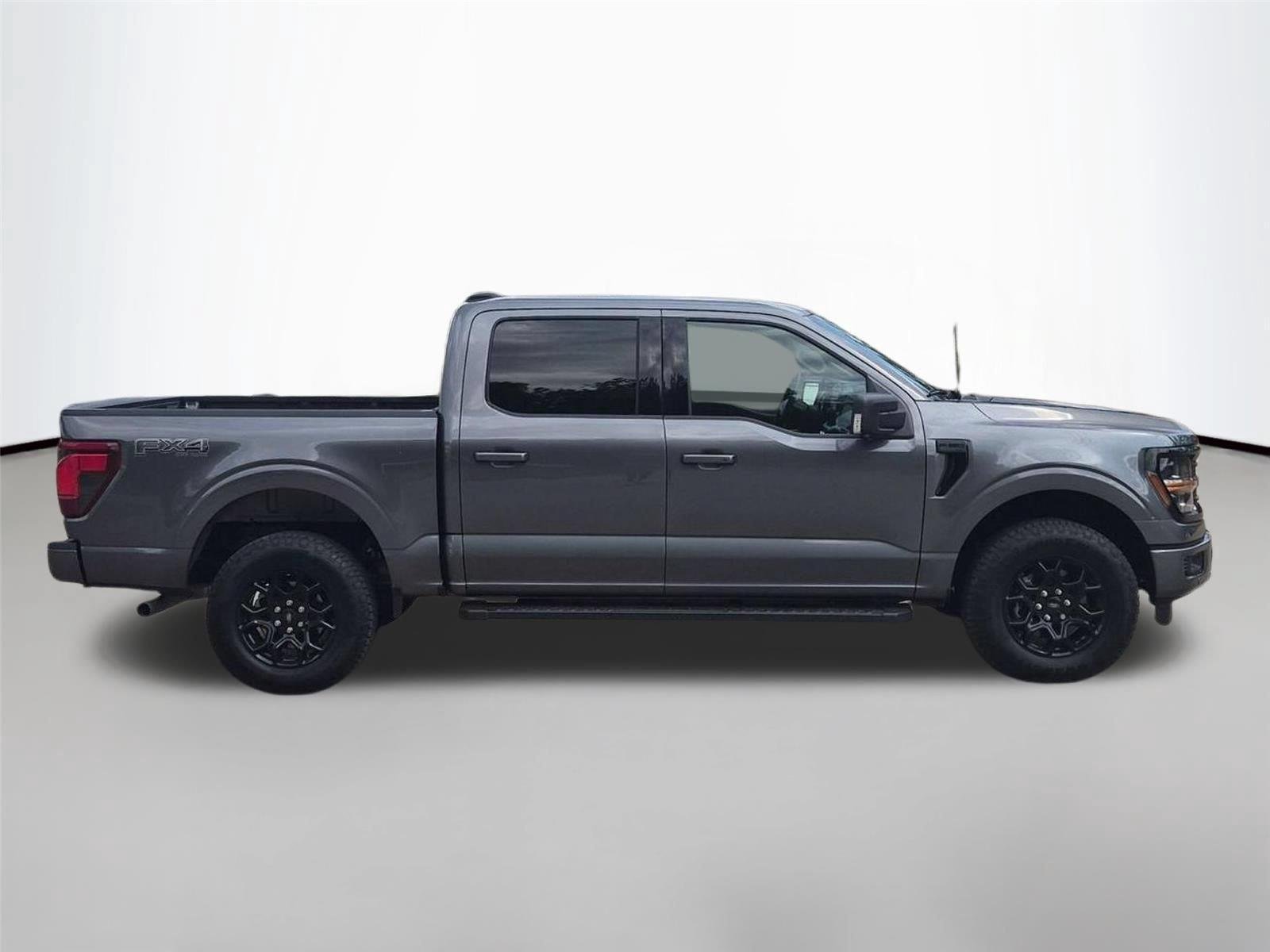 Used 2026 Carbonized Gray Metallic Ford XLT image 6
