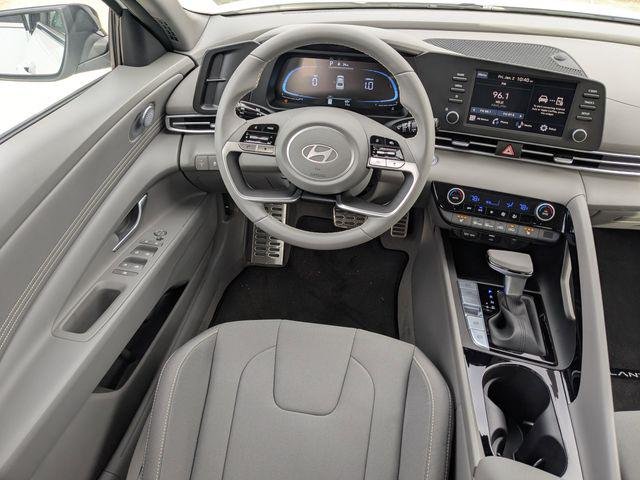 New 2026 White Hyundai SEL Sport Premium image 14