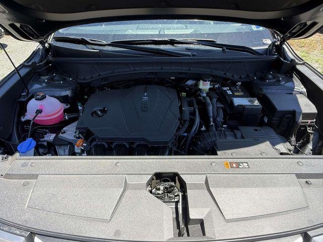 New 2026 Black Hyundai SEL Activity AWD image 12